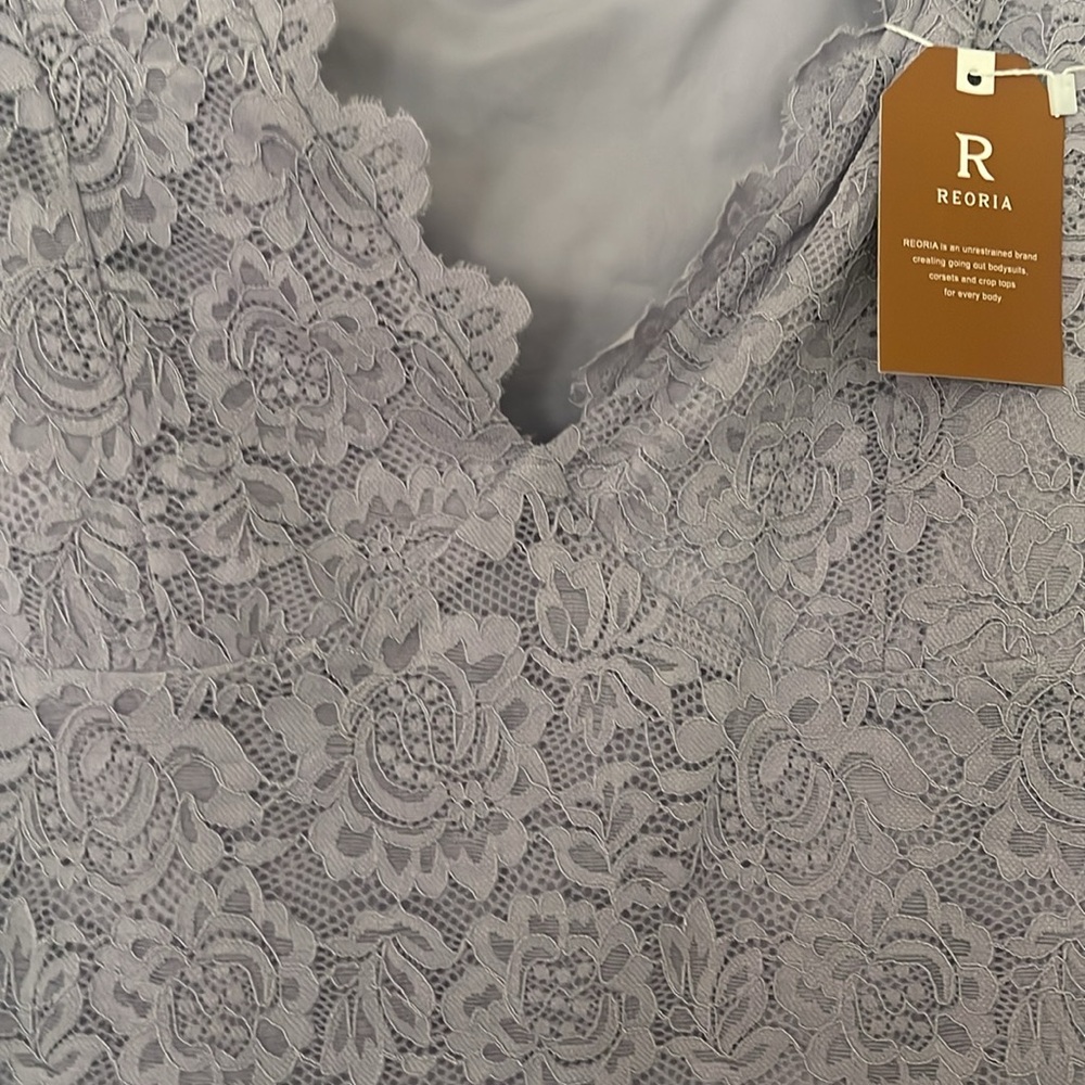 Elegant Lace Sleeveless Top in Lavender Size XXL - Picture 7 of 7